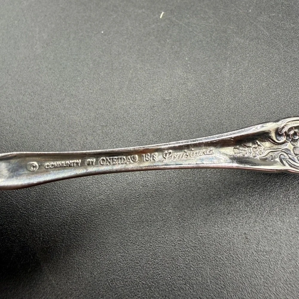 Vintage Oneida Louisiana Teaspoon Set 4 Piece Stainless Floral Ornate Community